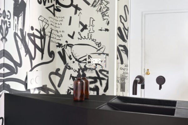 Harlem Brownstone - POWder Room - Becoming Home